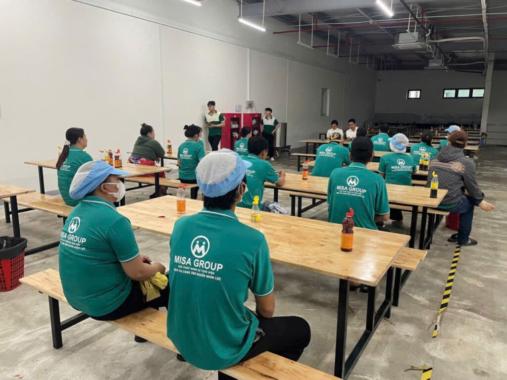 Đào tạo và kiểm tra năng lực người lao động thường xuyên