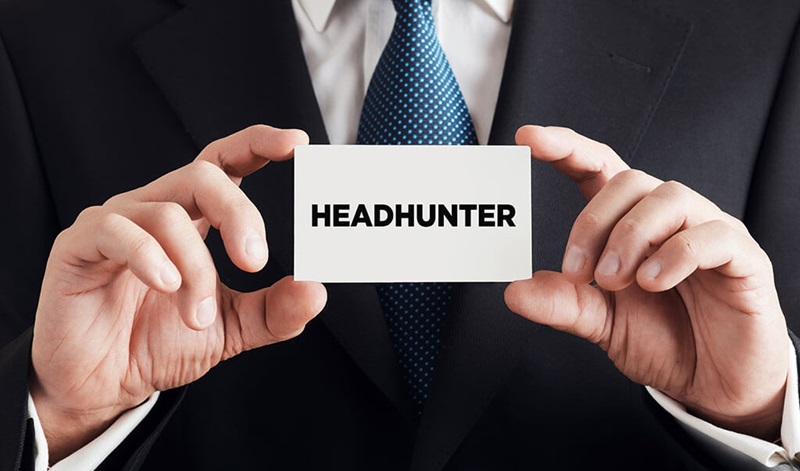 Vai trò của headhunter là gì?